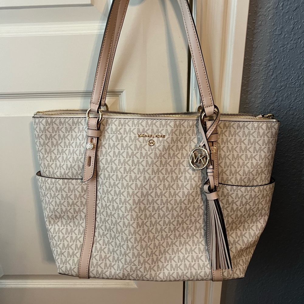 Michael Kors Beige Tote Bag